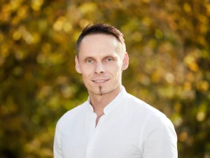 Porträtbild Daniel Dierlmeier